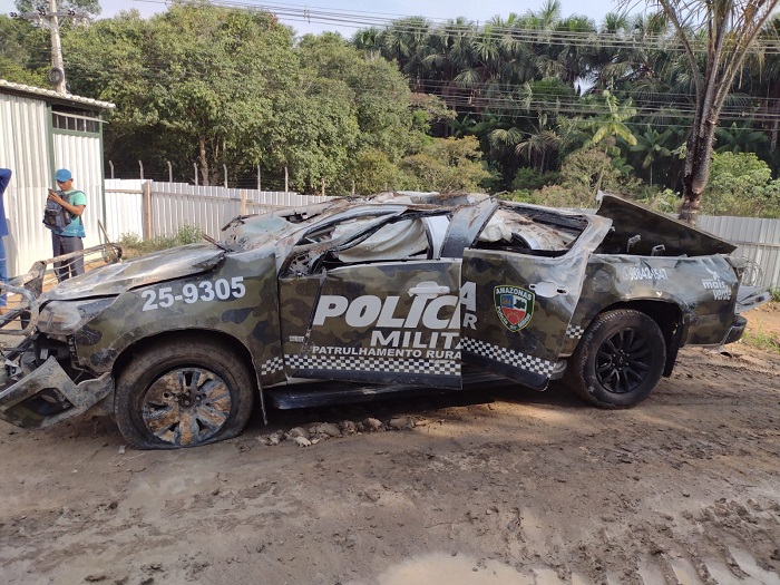 Not Cias Viatura Capota E Tr S Policiais Militares Ficam Feridos No