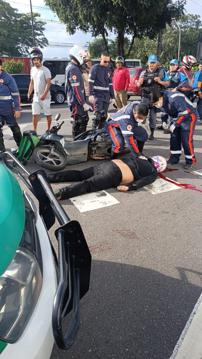 Notícias IMAGENS FORTES Mais um motociclista perde a vida em