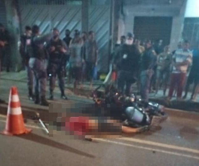 Not Cias Imagens Fortes Homem Que Viajava Em Garupa De Moto Morto