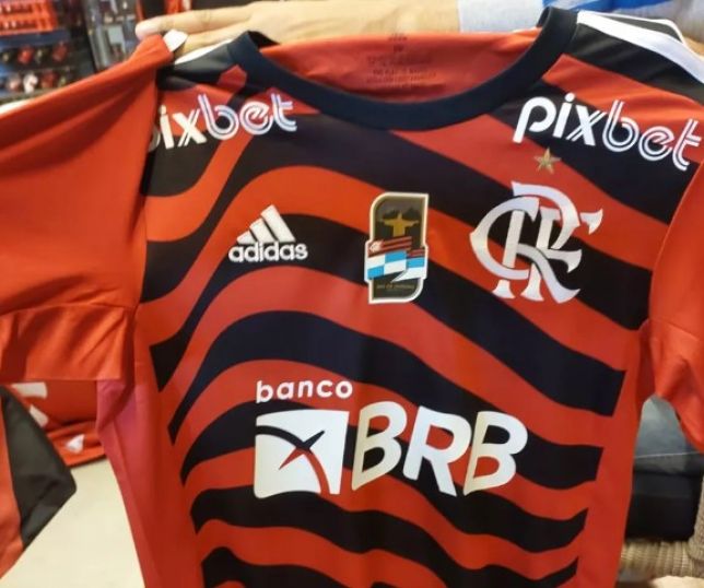 Not Cias Flamengo Lan A Camisa Homenagem Torcida Jogadores