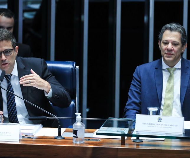 Notícias Campos Neto diz que revisão da renúncia fiscal é bem vinda