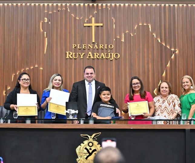 Notícias Roberto Cidade homenageia pequeno gênio Luan Gama