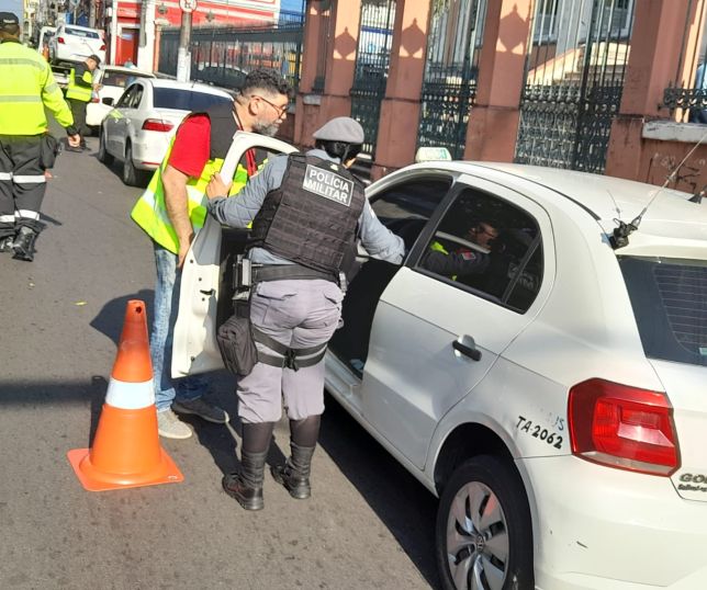 Not Cias Prefeitura Fiscaliza Servi O De T Xis No Centro De Manaus