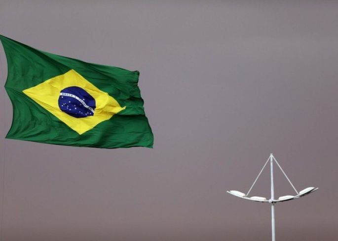 Tempestade de poeira atinge Ribeirão Preto, no interior de SP