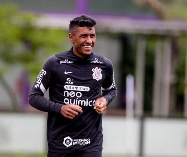 Notícias Empresa parceira do Corinthians atrasa pagamento do salário de Paulinho Portal do Notícias Empresa parceira do Corinthians atrasa pagamento do salário de Paulinho Portal do