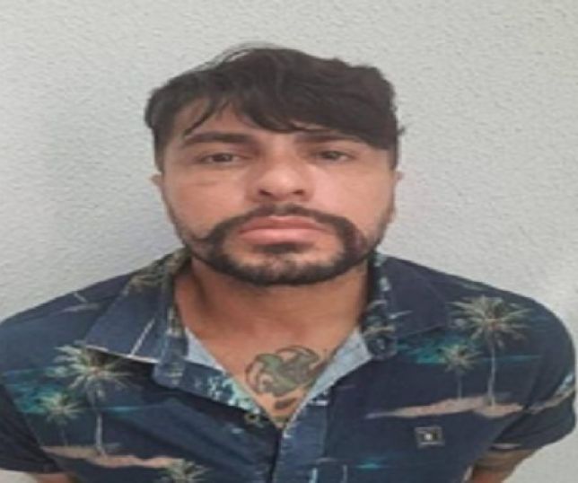 Notícias IMAGEM FORTE! Traficante que liderou várias facções criminosas morre em troca de