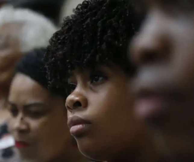 85% das mulheres negras que sofrem violência doméstica convivem com seus agressores