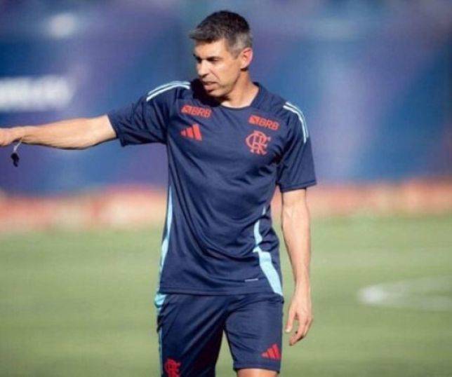 Flamengo anuncia português Nuno Campos como técnico do sub-20