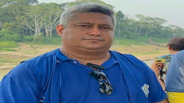POPULAÇÃO DENUNCIA E QUER EXPLICAÇÃO DAS AUTORIDADES PARA SABER COMO VEREADOR INDICIADO POR RECEPTAÇÃO DE CARROS ROUBADOS É PRESIDENTE DA CÂMARA MUNICIPAL DE NOVA OLINDA DO NORTE, INTERIOR DO AMAZONAS. VEJA VÍDEO