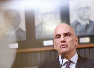 Moraes nega ida de bolsonarista preso a ritual: ''Risco de fuga''