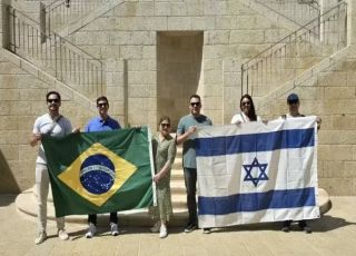 Brasileiros devem sair de Israel entre quarta e quinta, diz secretário