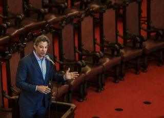 Haddad defende mobilização de progressistas contra desigualdade
