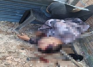 IMAGEM FORTE! Dois homens encapuzados executam agente de portaria a tiros no bairro da Nova Cidade, Zona Norte de Manaus