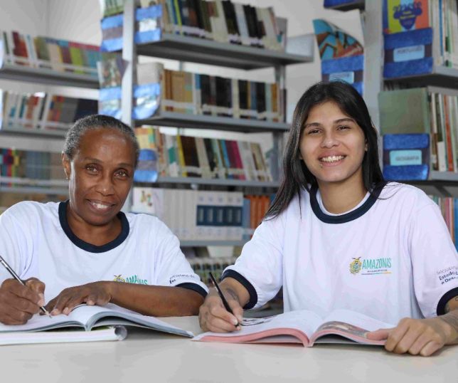 Secretaria de Educação inicia período de matrículas para Educação de Jovens e Adultos 2025