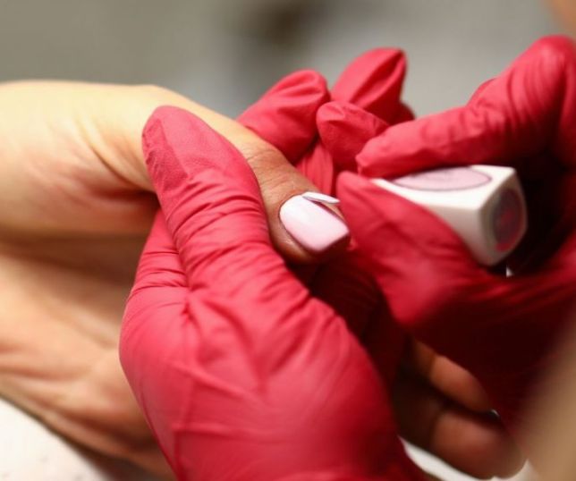 Cuidados essenciais no salão de beleza para manter a saúde