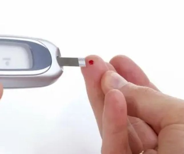 Anvisa determina recolhimento de medidor de glicose e interdita teste de glicose sanguínea