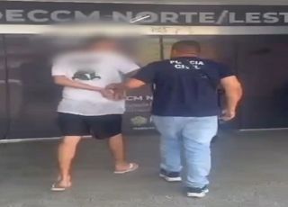 Homem violento acusado de cárcere privado, agressão e sequestro da companheira é preso na Zona Leste de Manaus. VEJA VÍDEO
