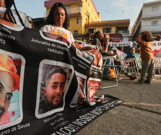 Familiares e movimentos fazem ato pelos 10 anos da chacina de Osasco
