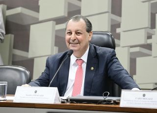Omar Aziz e o seu jeito de governar