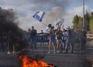 Protestos tomam Israel antes de nova ofensiva em Gaza 