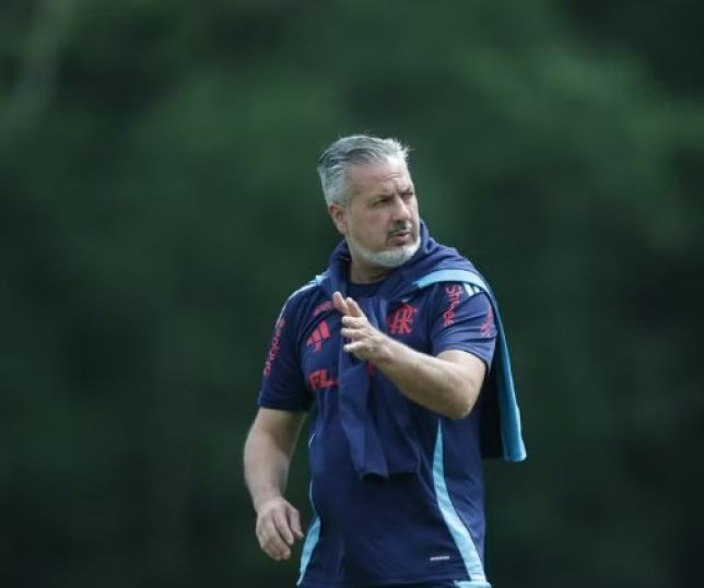 Flamengo caminha para fim da janela cumprindo prioridades e já de olho em próximos investimentos