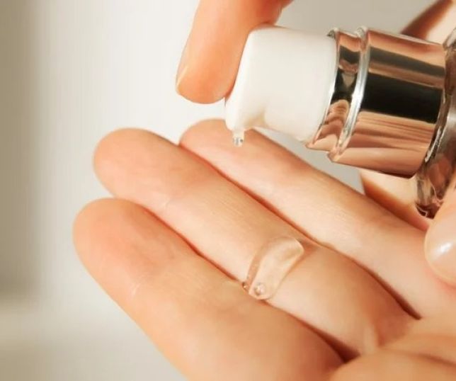4 melhores hidratantes gel que você encontra em qualquer farmácia