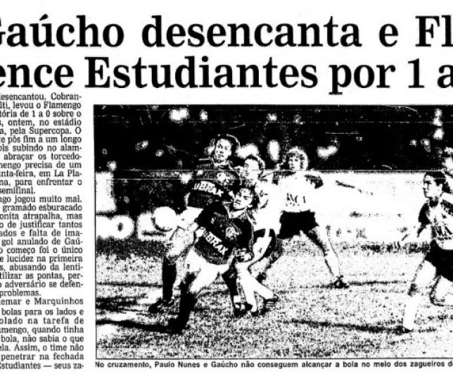 Você sabia? Última vitória do Flamengo sobre o Estudiantes teve público de mil pessoas e confusão em Bangu