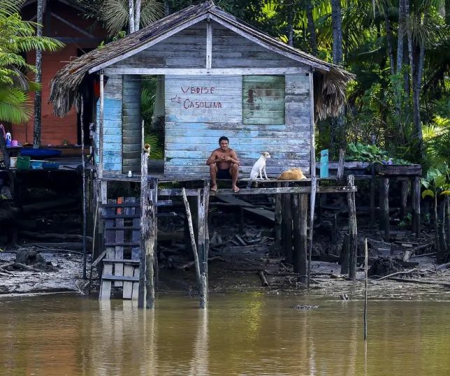 Extrativista afirma que povos da floresta sofrem mais com o clima