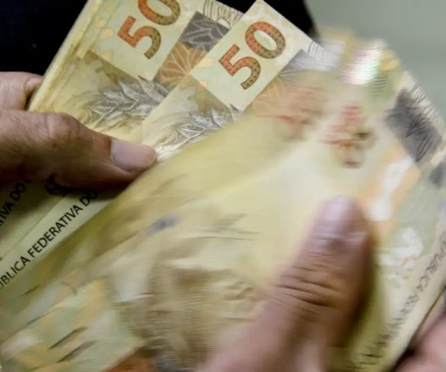 Senado ouve trabalhadores sobre aumento da faixa de isenção do IR