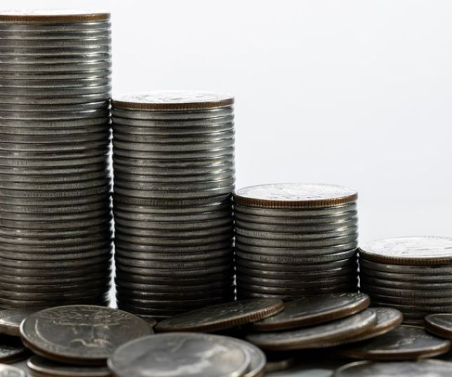 Qual a moeda mais forte do mundo? Spoiler: não é o dólar