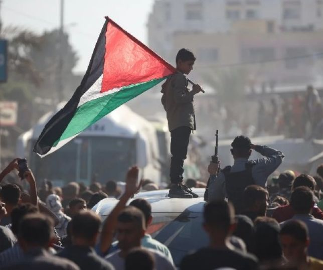 Dificuldade em localizar corpos põe acordo em risco e pressiona Hamas
