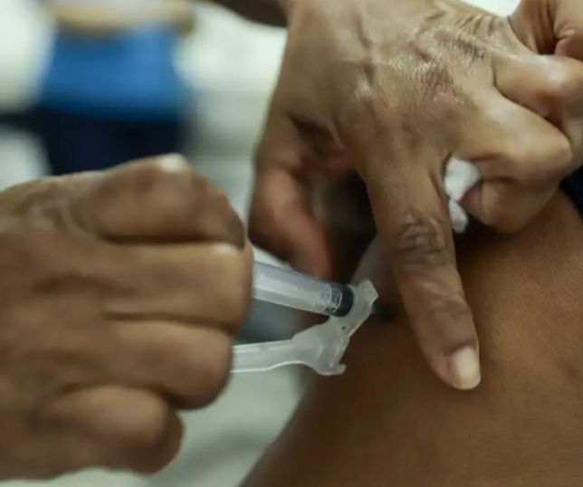 Dia D de multivacinação é realizado neste sábado em todo o país