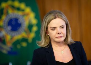 Deputados governistas prometem dedurar cargos do Centrão