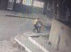 Estudante reage e alerta moradores sobre tentativa de ataque por homem em rua escura. VEJA VÍDEO