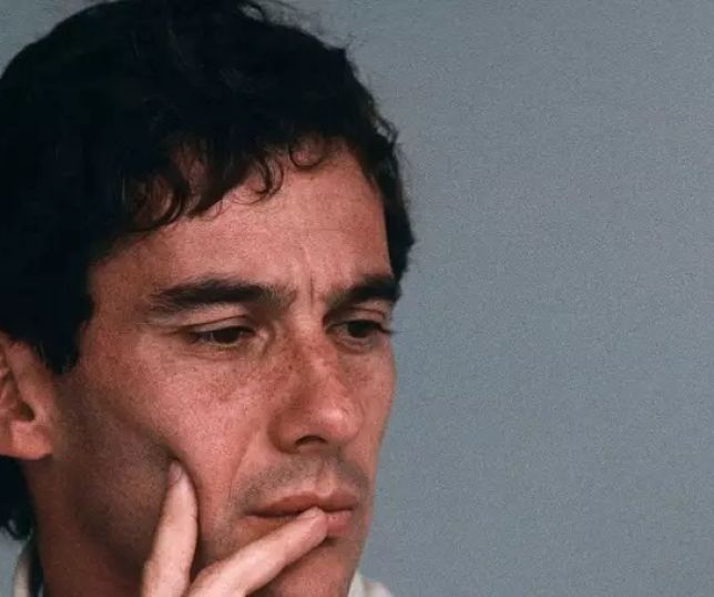De arrepiar! Em 1990, Ayrton Senna foi fundamental para tirar fã paralítico do estado de coma após grave acidente