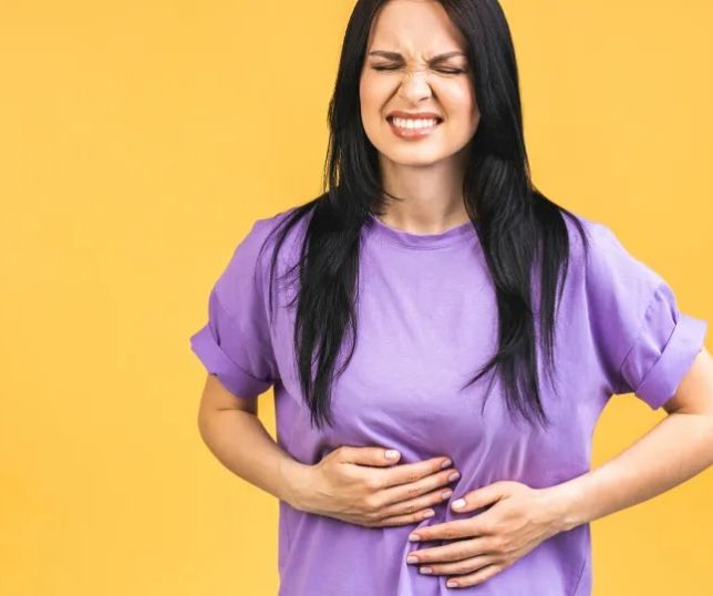 Sente-se inchada? Hábitos do dia a dia que vão te ajudar a melhorar