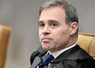 Mendonça suspende julgamento de governador após RR contratar seu instituto