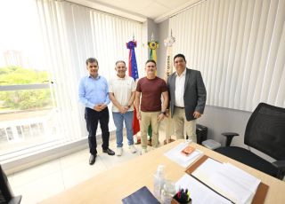 Prefeito David Almeida anuncia novo concurso da Controladoria-Geral do Município