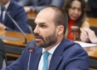 Por unanimidade, STF decide tornar Eduardo Bolsonaro réu por tentar coagir STF sobre julgamento do pai