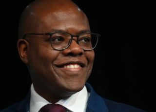 Polícia Federal indicia ex-ministro Silvio Almeida por importunação sexual