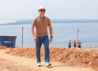 Prefeito David Almeida destaca avanço das obras do parque Encontro das Águas Rosa Almeida, consolidando-se como um dos maiores cartões-postais da cidade