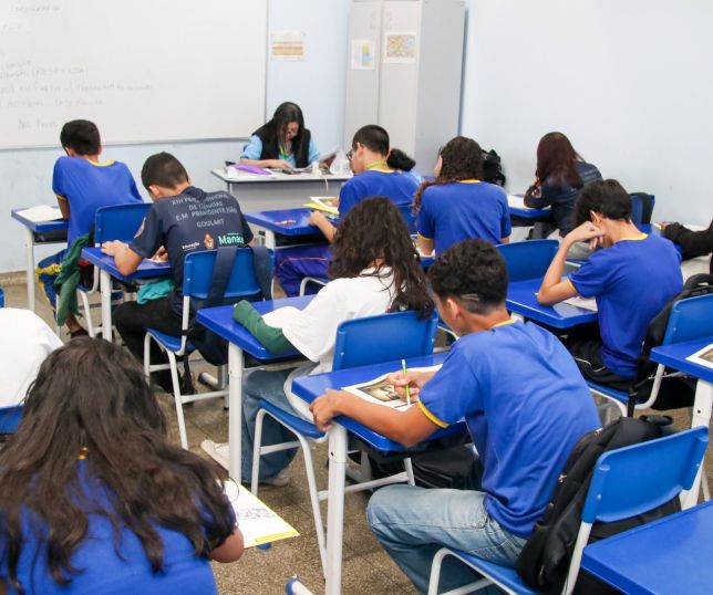 Prefeitura de Manaus dá início ao período de rematrícula na rede municipal de ensino