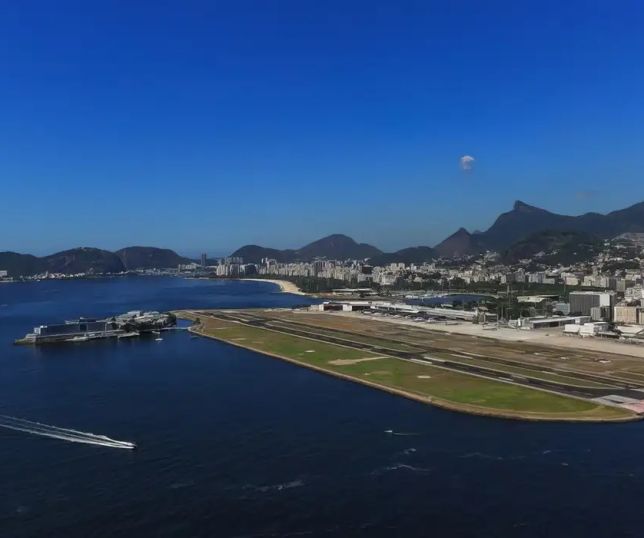 Voos no Santos Dumont serão ampliados em 2026, diz ministro