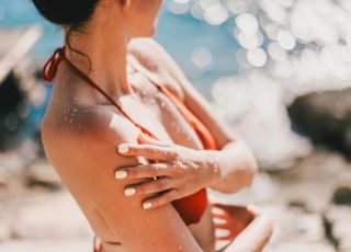 Nutricionista ensina o que colocar na dieta para ter bronzeado bonito