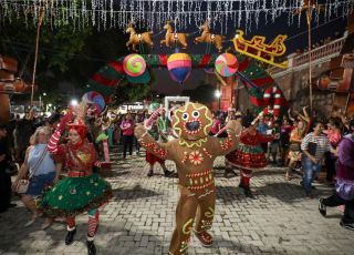 'O Mundo Encantado do Natal' inicia programação no Largo de São Sebastião nesta segunda-feira (8/12)