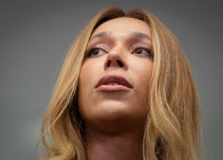 Ao renunciar, Zambelli foi mais digna que Motta, diz Hilton em SP