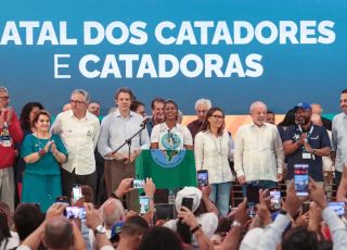 Catadores devem ser aplaudidos como agentes ambientais, diz Boulos