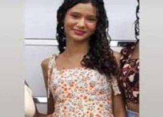 Adolescente desaparece na madrugada e família em desespero pede ajuda da população para encontrá-la em Manaus