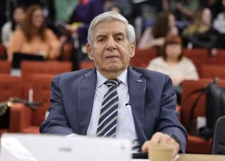 Augusto Heleno deixa Comando Militar para começar a cumprir prisão domiciliar determinada por Moraes