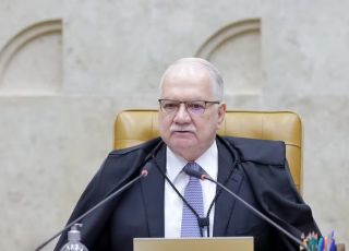 Presidente do STF reafirma defesa da democracia e diz que país tem 'graves deveres históricos a cumprir'